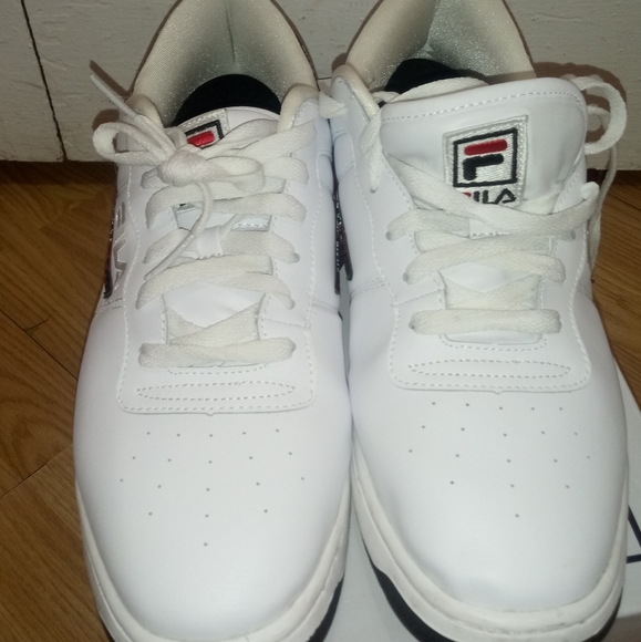 Fila sneakers. - Picture 5 of 8